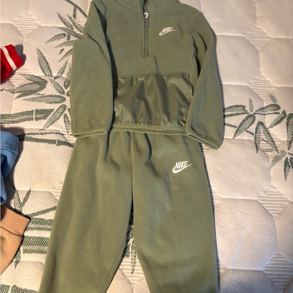 Nike Kids Olive Green Fleece Hoodie & Jogger Set